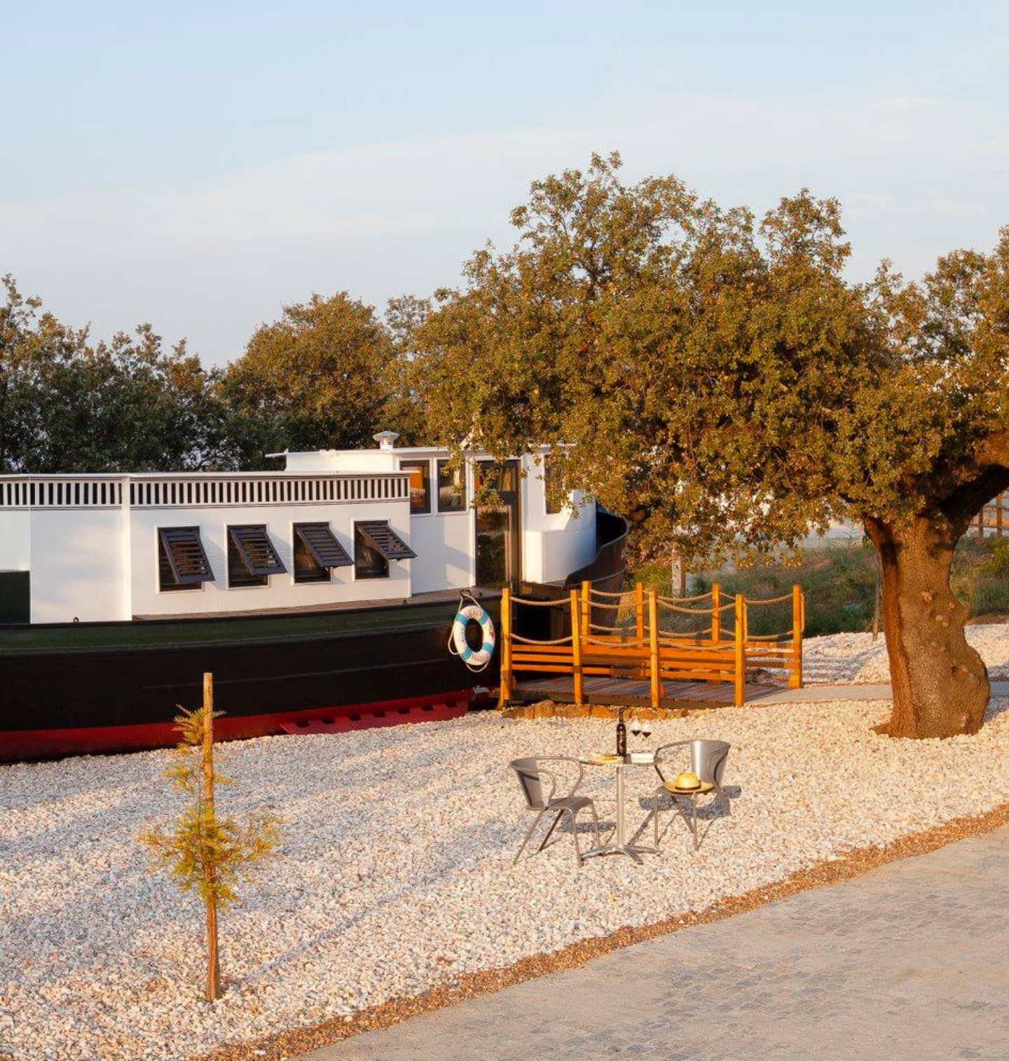 TURISMO E RESTAURAÇÃO